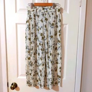 💎WHITE PLEATED FLORAL CULOTTES
